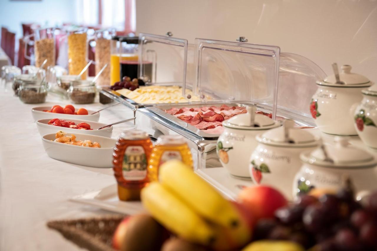 Parkhotel Zur Klause Bad Hall Ngoại thất bức ảnh
