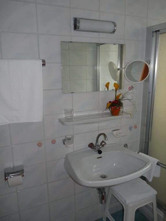 Parkhotel Zur Klause Bad Hall Ngoại thất bức ảnh